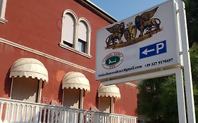 Venice Lion Residence Free Private Parking Easy Access Venice